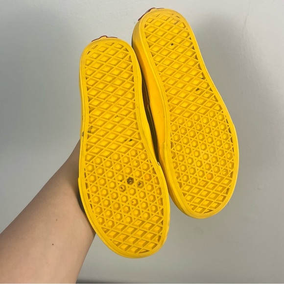 Vans Women's X Disney Mickey & Minnie Mouse 90th Anniversary Shoes size 5 - Picture 8 of 11